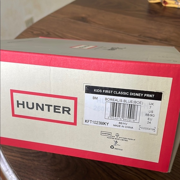 Hunter Mickey Mouse Rain Boots - Picture 8 of 9